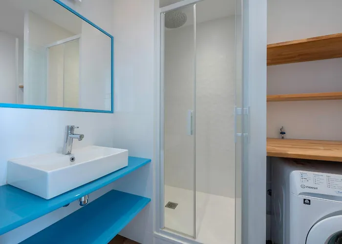 Pour 6, Vue A 40m De La Lejlighed