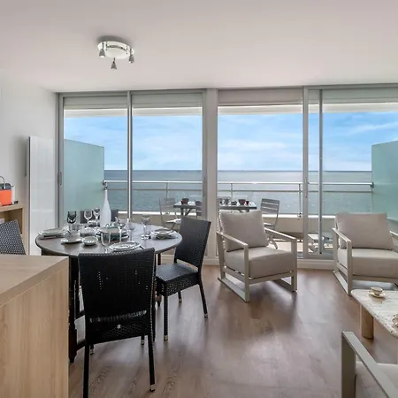 Pour 6, Vue à 40m De La Appartement